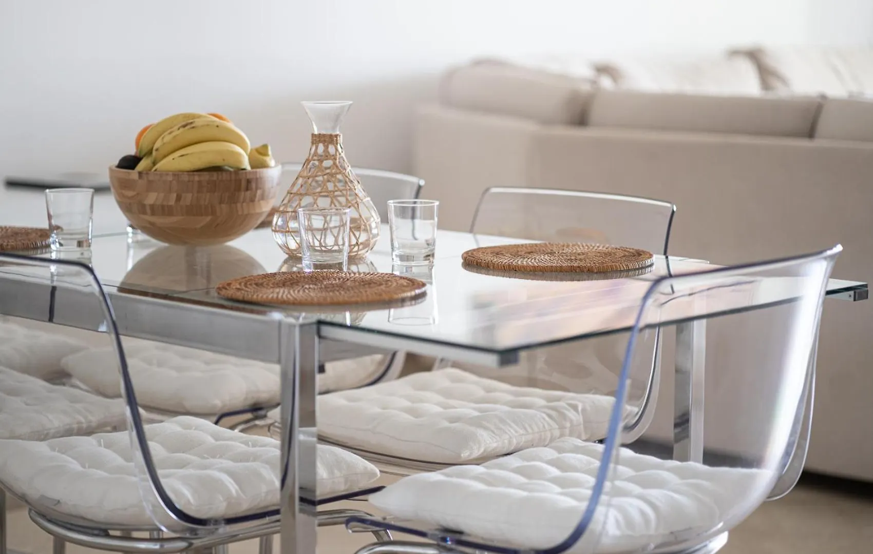 Front-Line Garden Apartment In Palm Beach, Марбелья